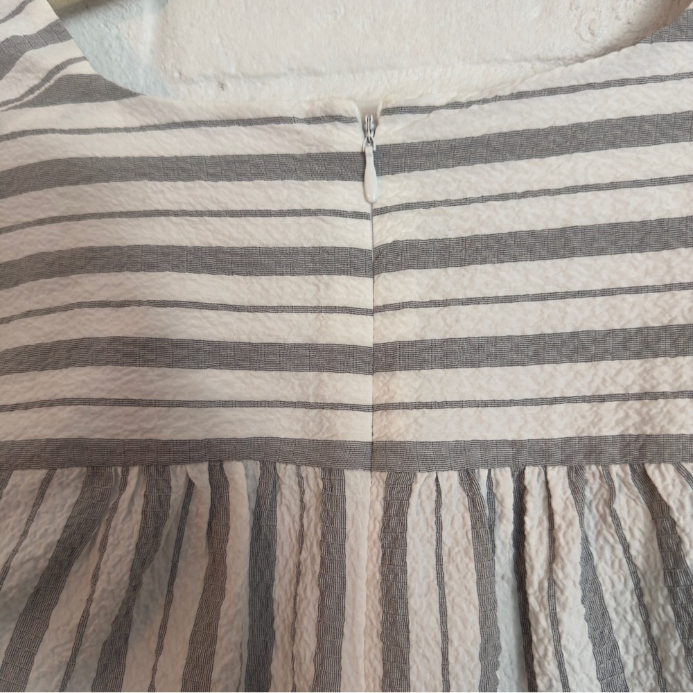 Calvin Klein Stripe Midi Dress Size 8 Belted V-Neck Puff Sleeve - Picture 6 of 7